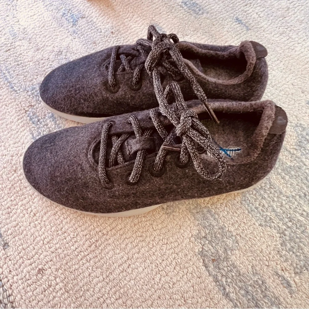 ALLBIRDS MERINO WOOL RUNNERS SNEAKERS CHARCOAL GRAY SIZE 8